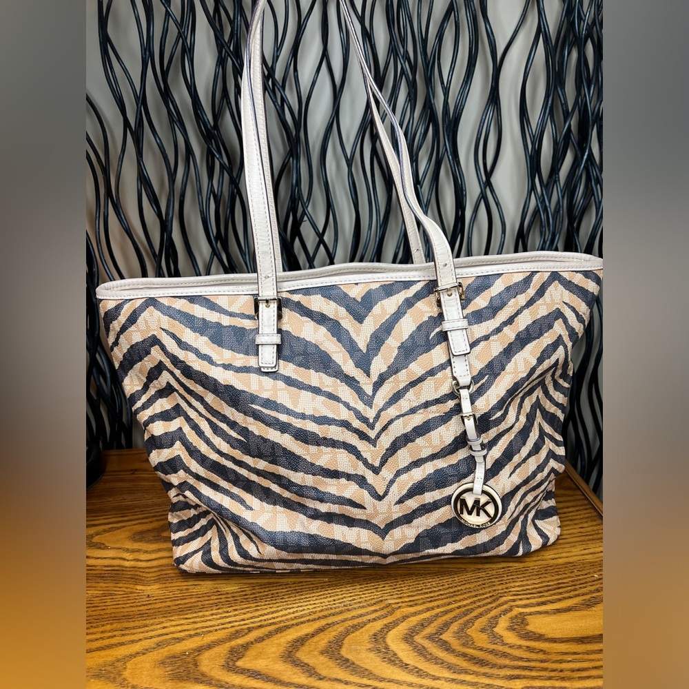 Michael Kors tote bag